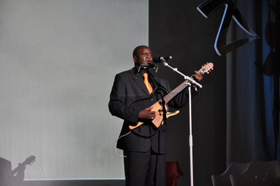 ismael lo
